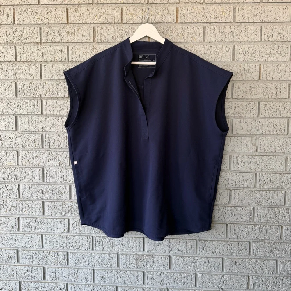 Figs Rafaela Oversized Scrub Top Navy Blue Size XL - Picture 3 of 7